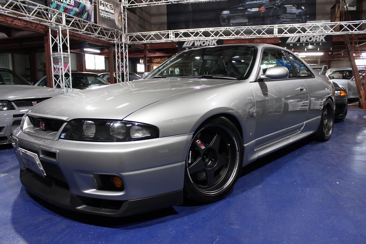 BCNR33入荷のお知らせ