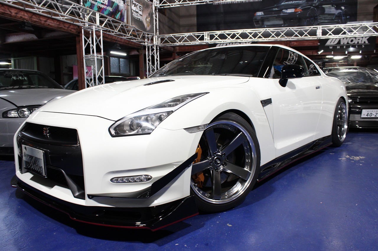 R35GT-R PREMIUM EDITION 2008