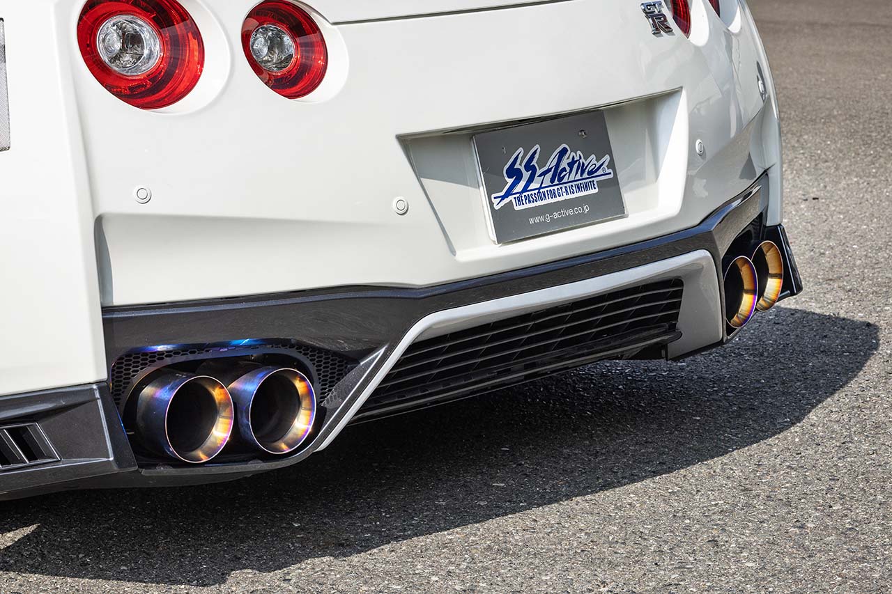 R35用チタンマフラー